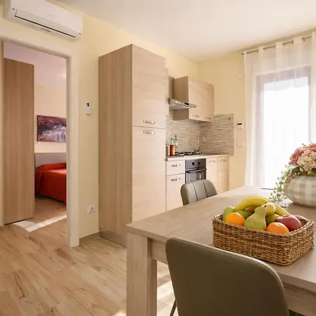 Casa I Gerani 2 A 300m Dal Mare *